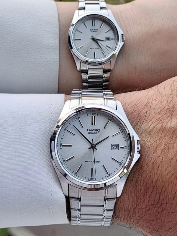 Beyaz Çiftler İçin Saat