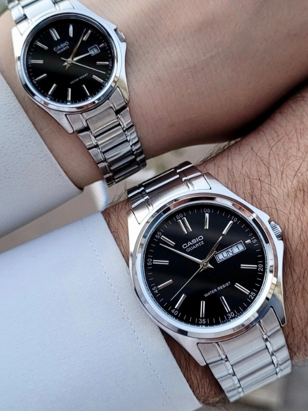 Siyah Çiftler İçin Saat